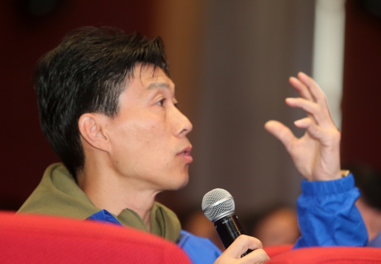 區(qū)楚良:歸化只是讓教練增加更多選擇 大部分人都不清楚真實(shí)水平