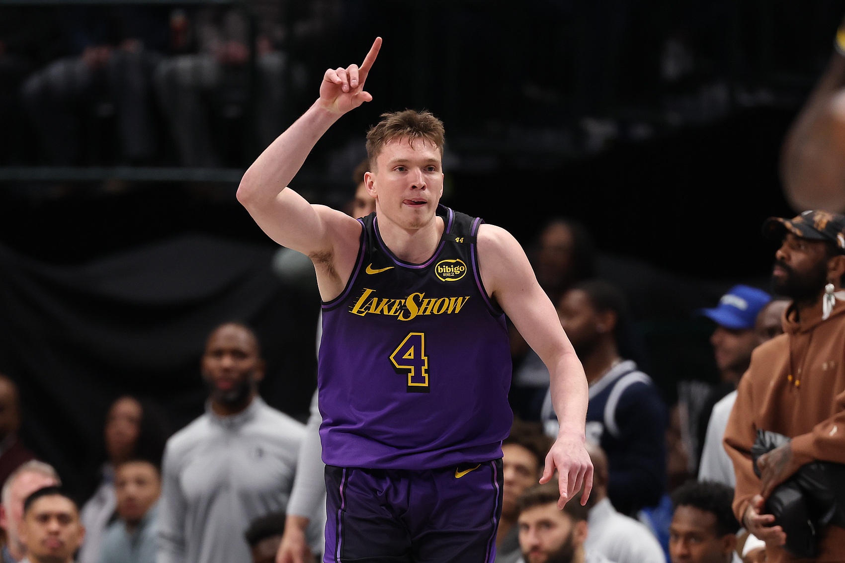 里夫斯:我告訴克內(nèi)克特今天盡可能去得分 就算投35次我也不在乎